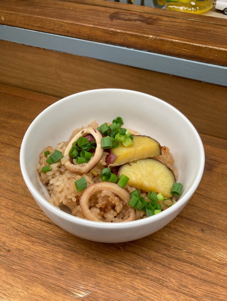 ADATARAふぁーむ_いかとさつま芋の炊き込みご飯